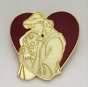 Disney Pin Trading Couples Pocahontas & John Smith Heart Lanyard Pin Series